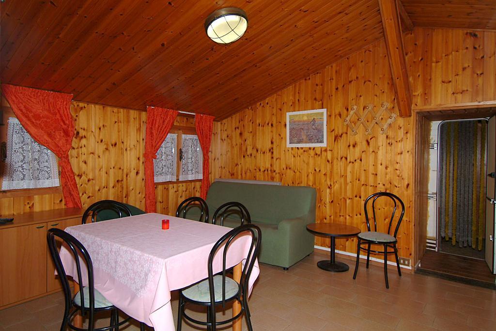 Camping Hotel Au Lac De Como Sorico Exteriör bild