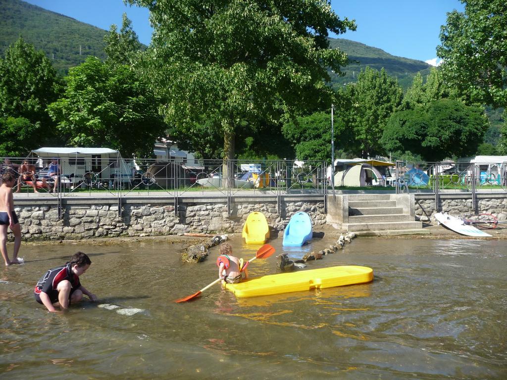 Camping Hotel Au Lac De Como Sorico Exteriör bild
