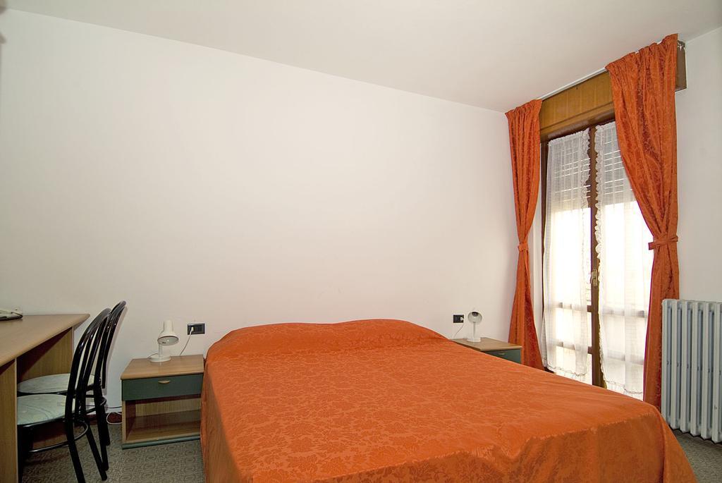 Camping Hotel Au Lac De Como Sorico Exteriör bild